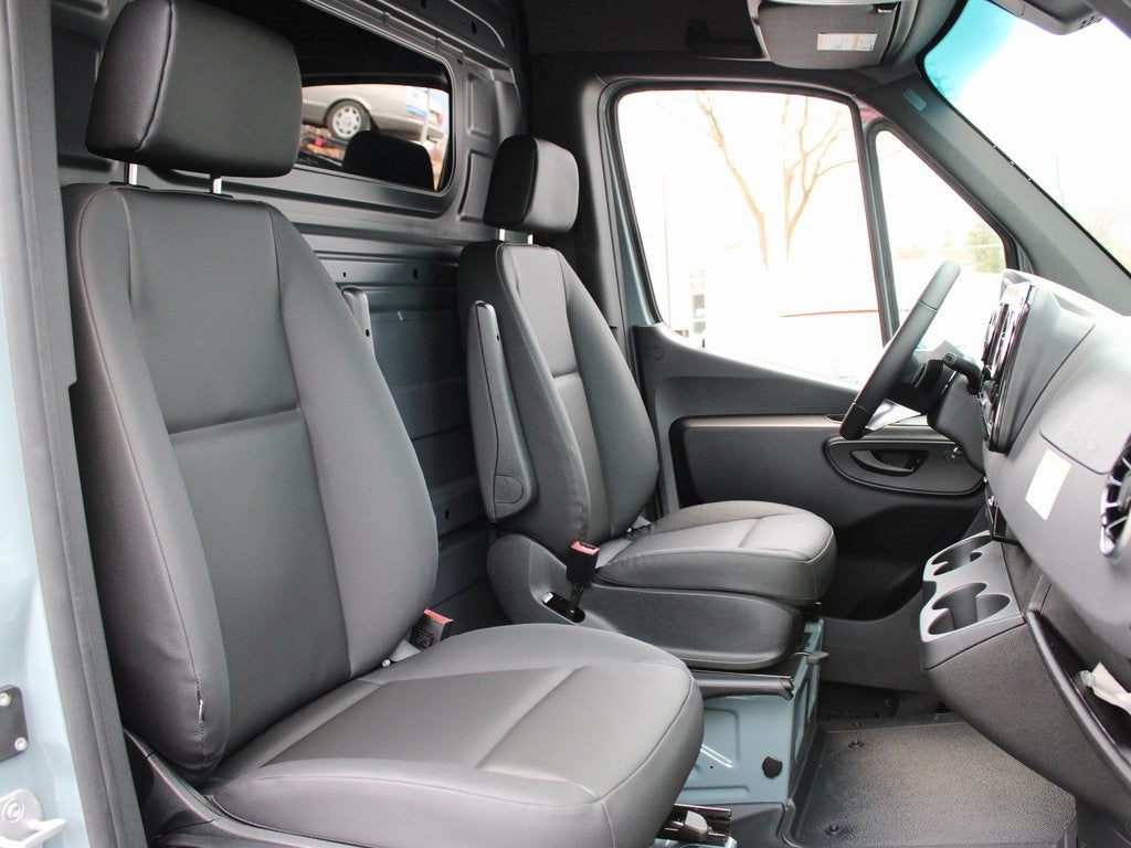 2026 Mercedes-Benz Sprinter 2500 Cargo 170 WB High Roof