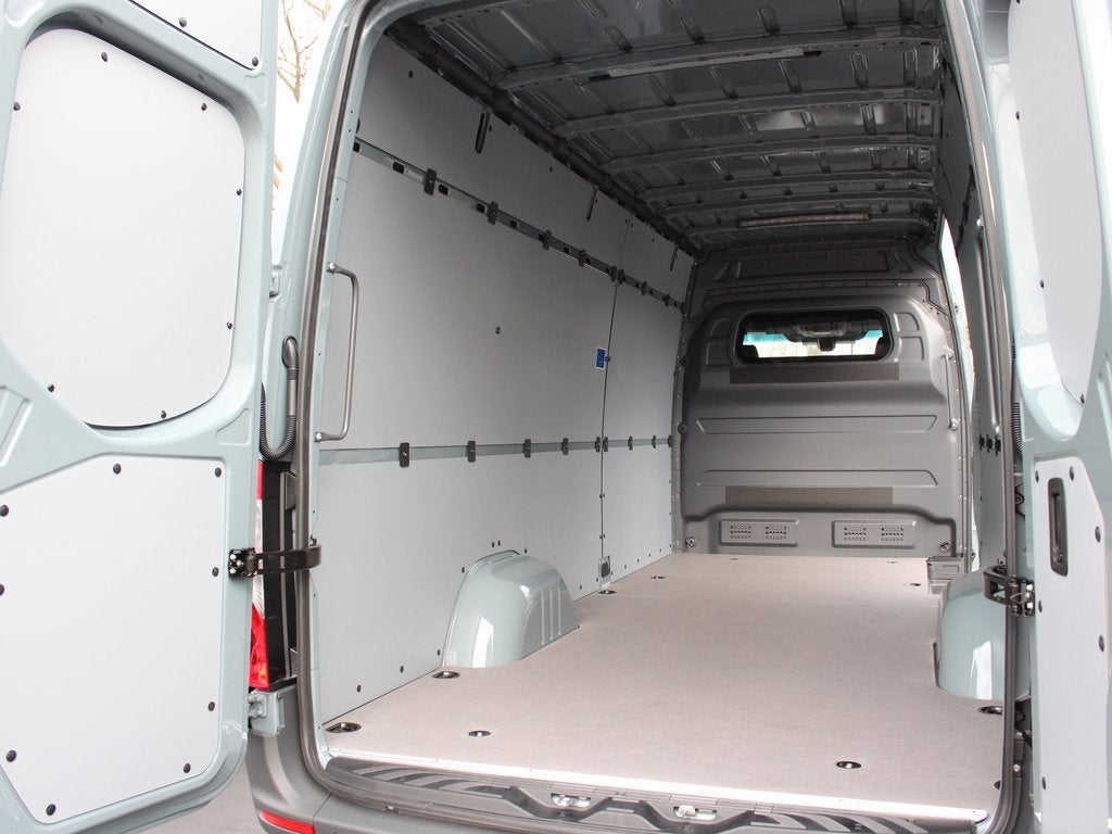2026 Mercedes-Benz Sprinter 2500 Cargo 170 WB High Roof
