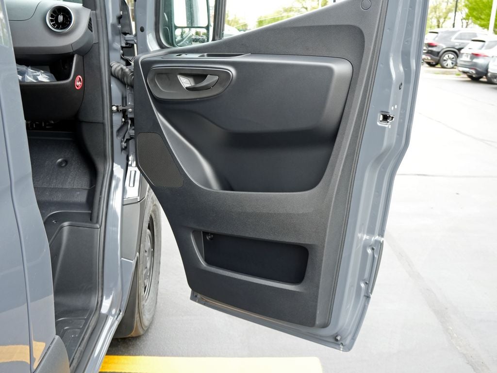2026 Mercedes-Benz Sprinter 2500 Cargo 170 WB High Roof