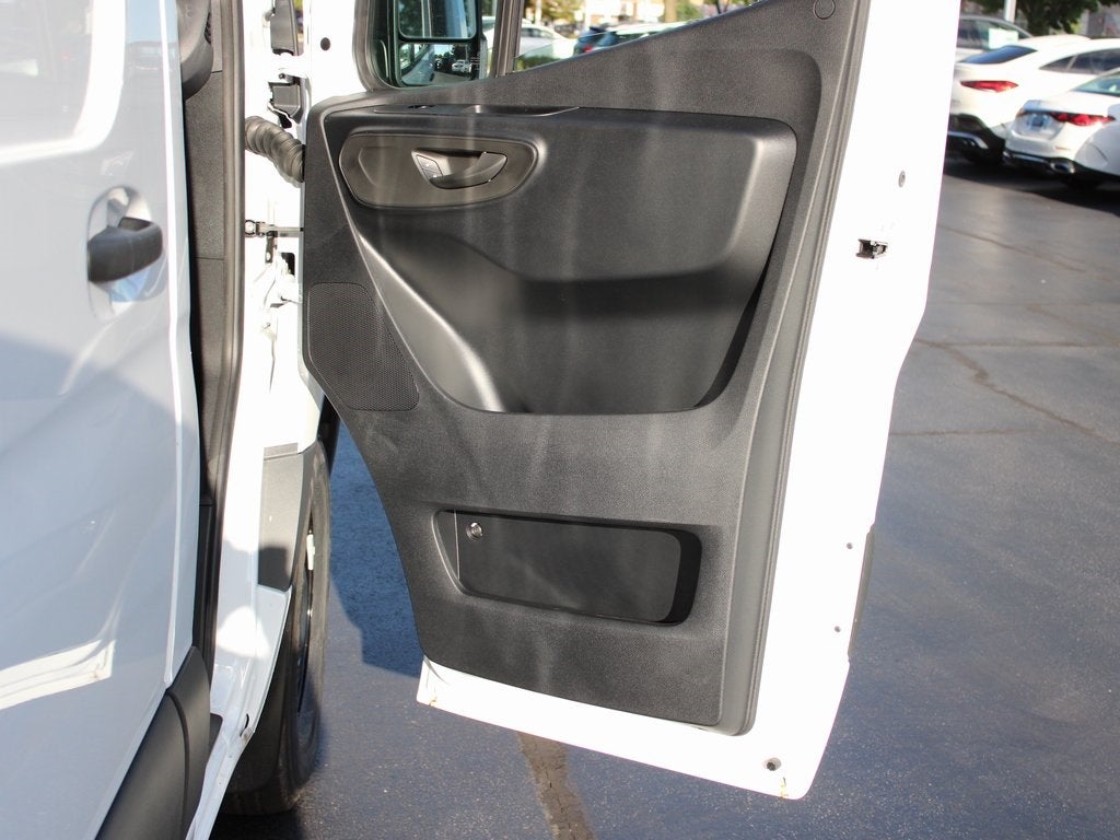 2025 Mercedes-Benz Sprinter 2500 Cargo 170 WB High Roof