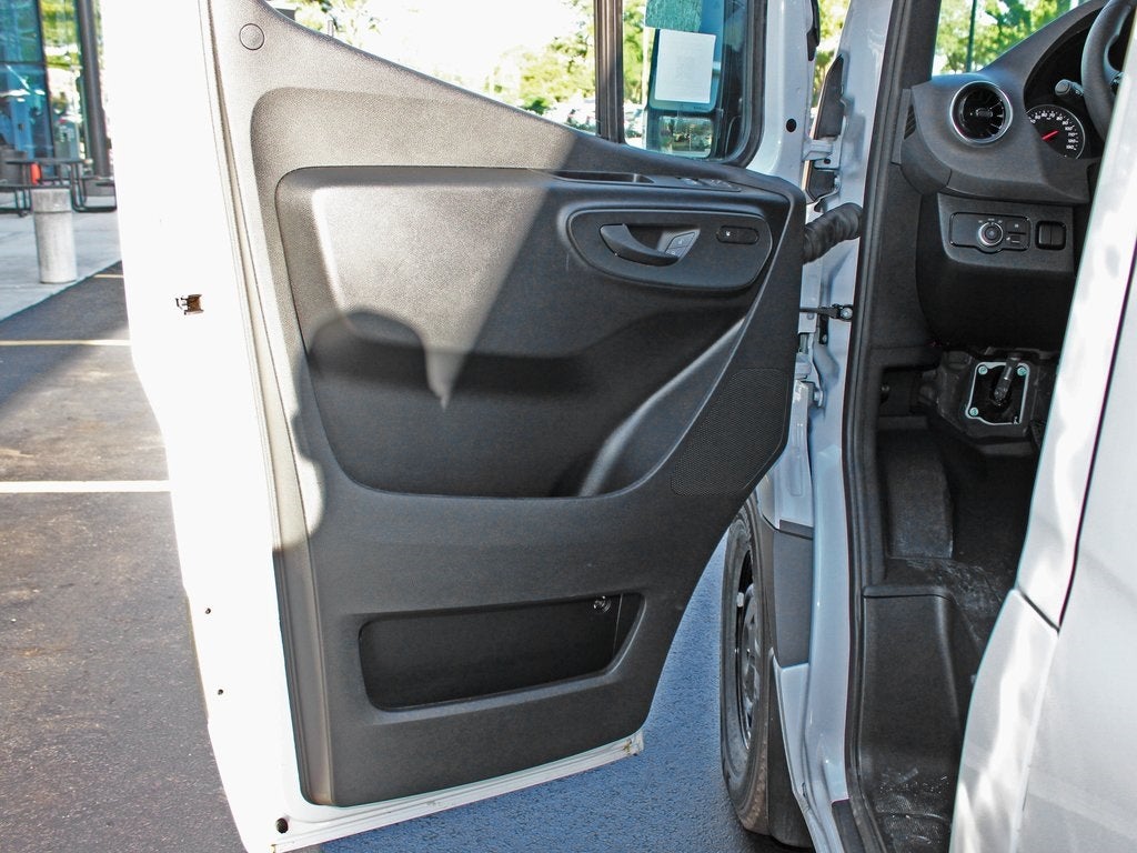 2025 Mercedes-Benz Sprinter 2500 Cargo 170 WB High Roof