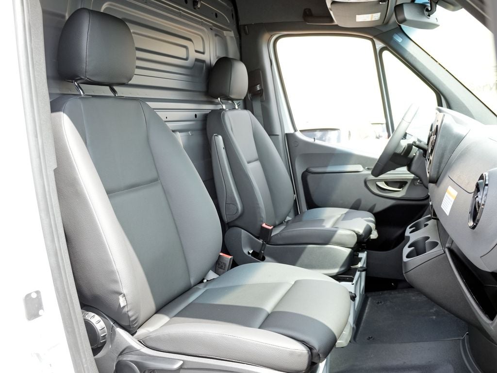 2026 Mercedes-Benz Sprinter 2500 Cargo 170 WB 4MATIC®