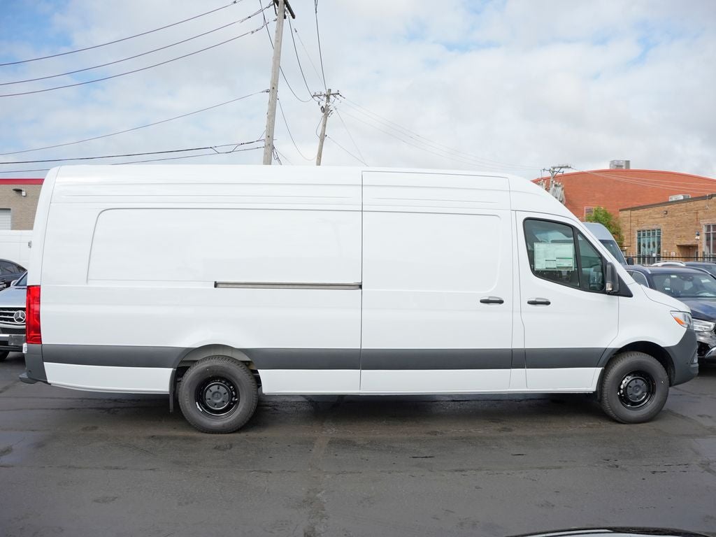 2026 Mercedes-Benz Sprinter 2500 Cargo 170 WB Extended