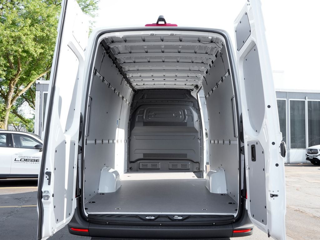 2026 Mercedes-Benz Sprinter 2500 Cargo 170 WB Extended