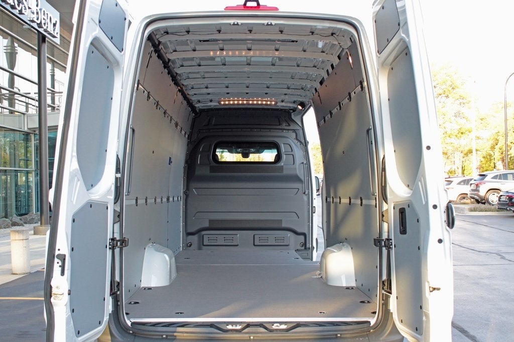 2025 Mercedes-Benz Sprinter 2500 Cargo 170 WB Extended