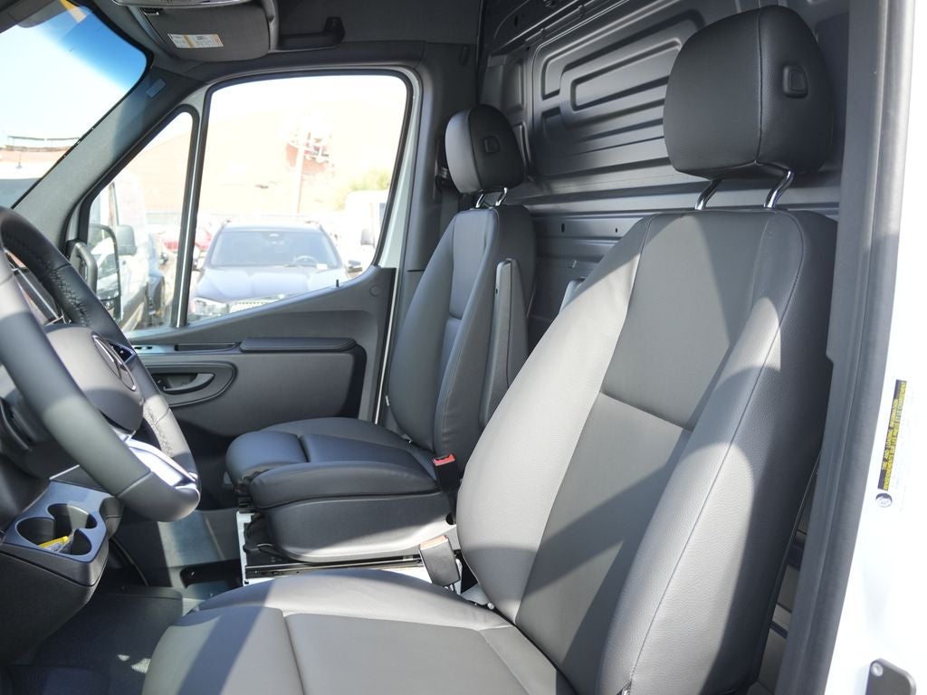 2026 Mercedes-Benz Sprinter 2500 Cargo 170 WB Extended