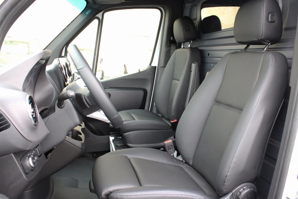 2025 Mercedes-Benz Sprinter 2500 Cargo 170 WB Extended