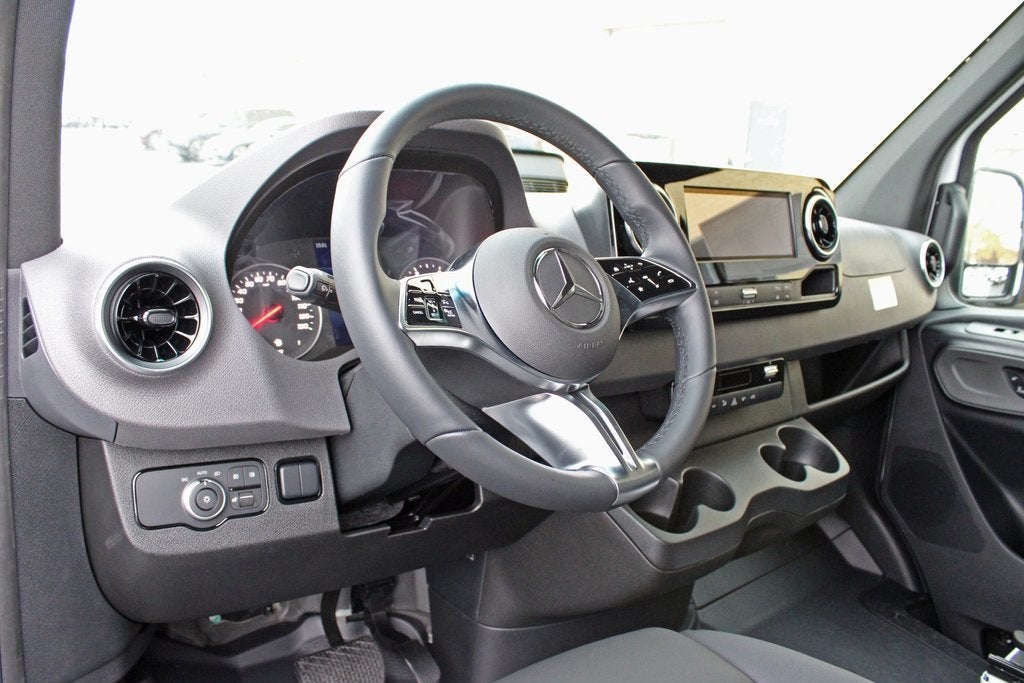 2025 Mercedes-Benz Sprinter 2500 Cargo 170 WB Extended