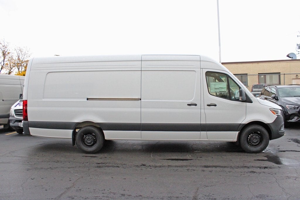 2025 Mercedes-Benz Sprinter 2500 Cargo 170 WB Extended