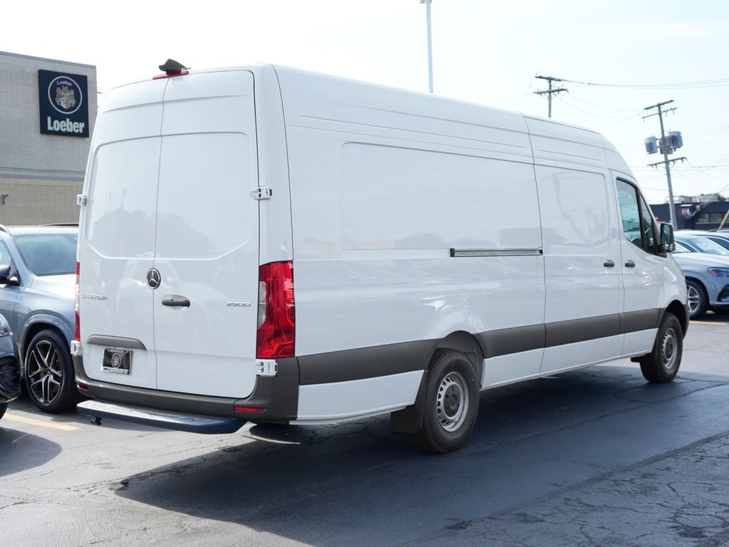 2026 Mercedes-Benz Sprinter 2500 Cargo 170 WB Extended