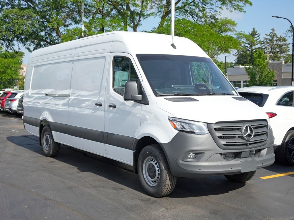 2026 Mercedes-Benz Sprinter 2500 170 Ext WB HO High Roof's photo
