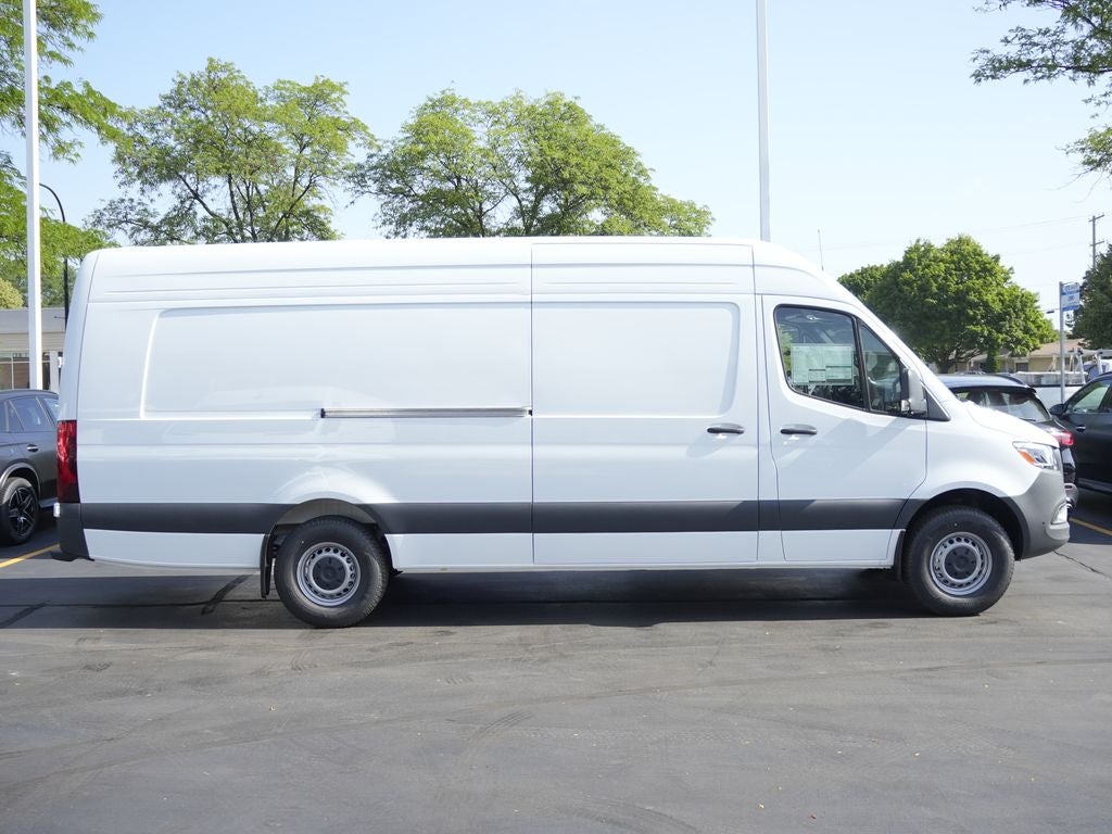 2026 Mercedes-Benz Sprinter 2500 Cargo 170 WB Extended