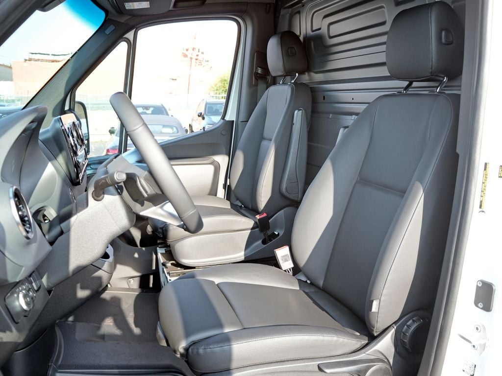 2026 Mercedes-Benz Sprinter 3500 Cargo 170 WB Extended