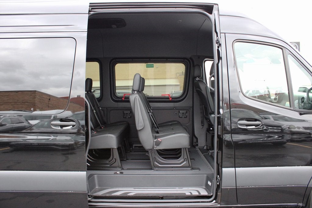 2025 Mercedes-Benz Sprinter 2500 Passenger 144 WB