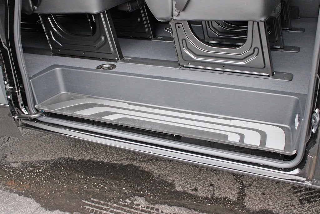 2025 Mercedes-Benz Sprinter 2500 Passenger 144 WB