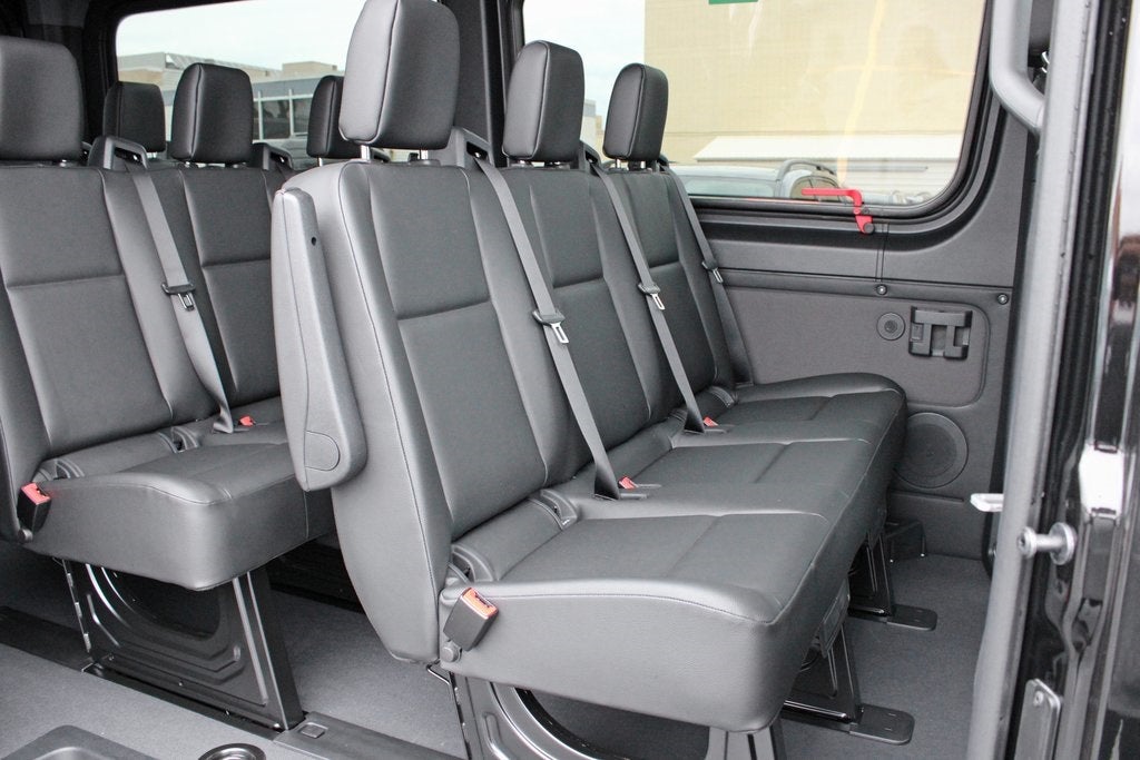 2025 Mercedes-Benz Sprinter 2500 Passenger 144 WB