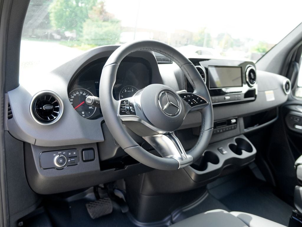 2026 Mercedes-Benz Sprinter 2500 Passenger 144 WB 4MATIC®