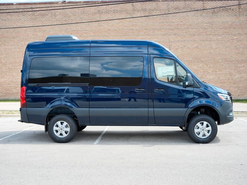 2026 Mercedes-Benz Sprinter 2500 Passenger 144 WB 4MATIC®
