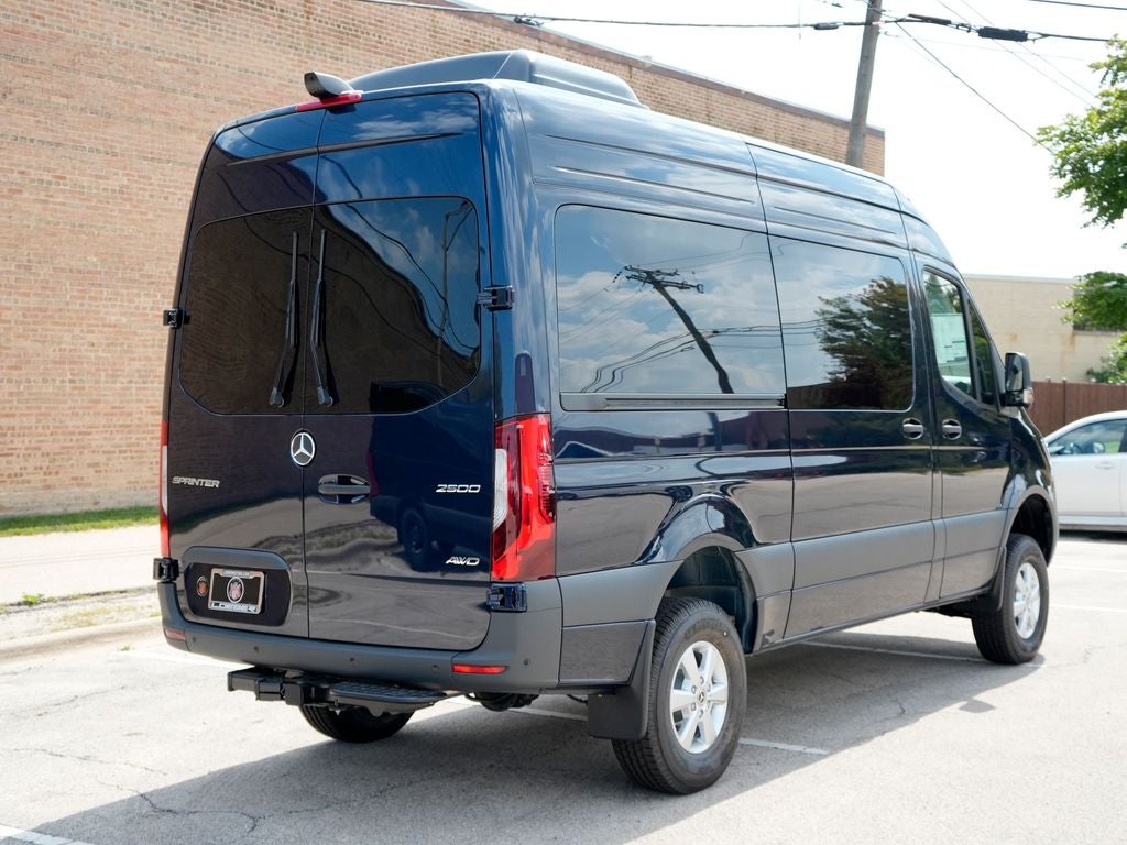 2026 Mercedes-Benz Sprinter 2500 Passenger 144 WB 4MATIC®