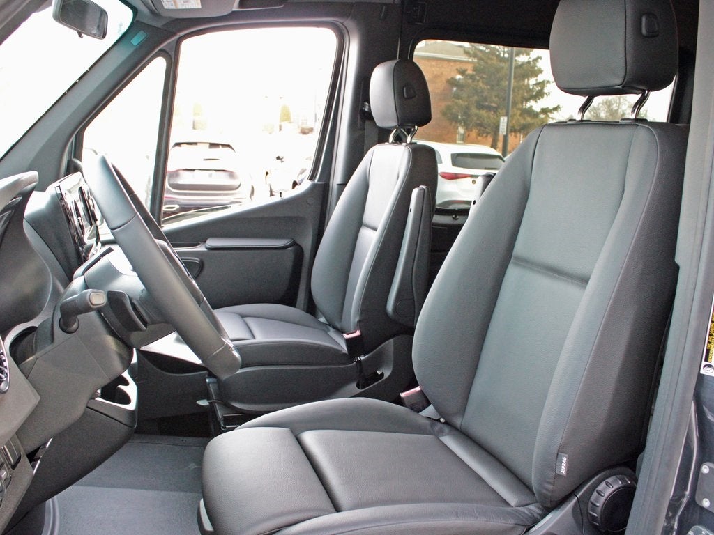 2025 Mercedes-Benz Sprinter 2500 Passenger 170 WB High Roof