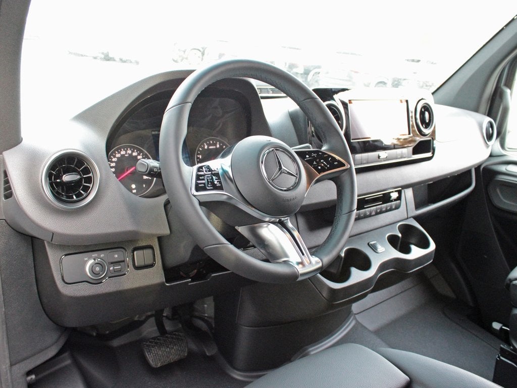 2025 Mercedes-Benz Sprinter 2500 Passenger 170 WB High Roof