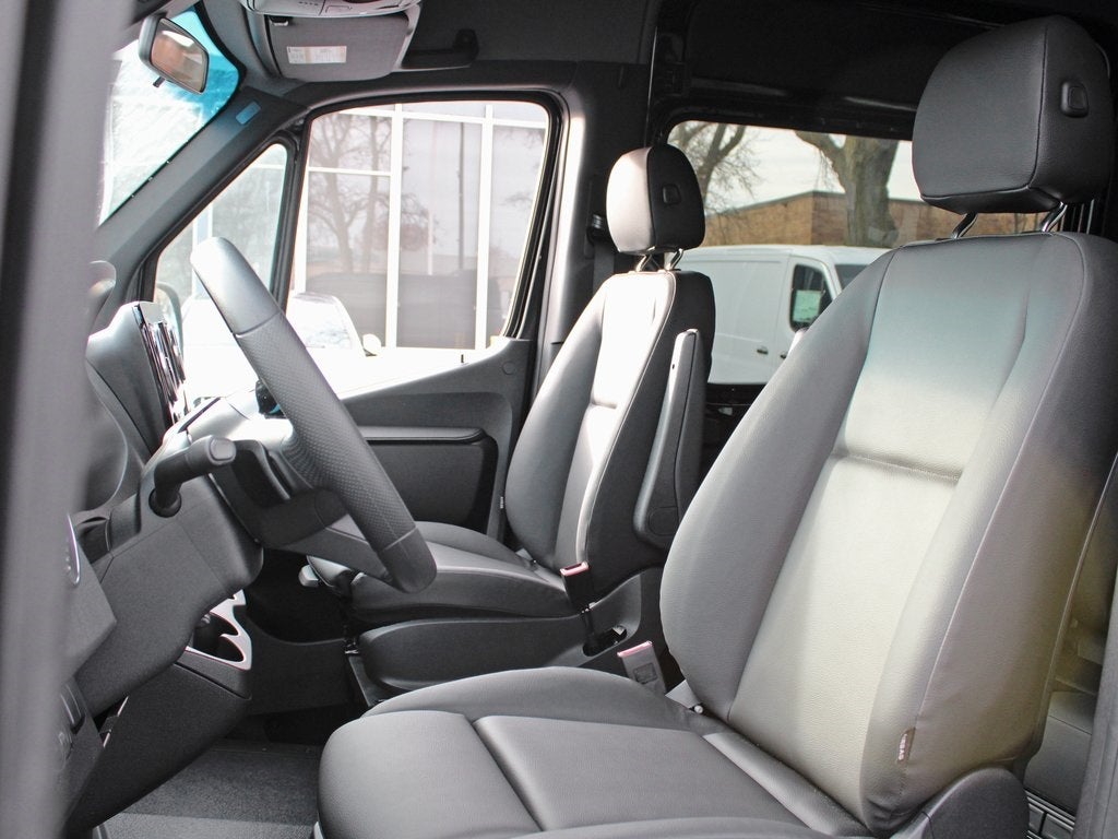 2026 Mercedes-Benz Sprinter 2500 Passenger 170 WB High Roof