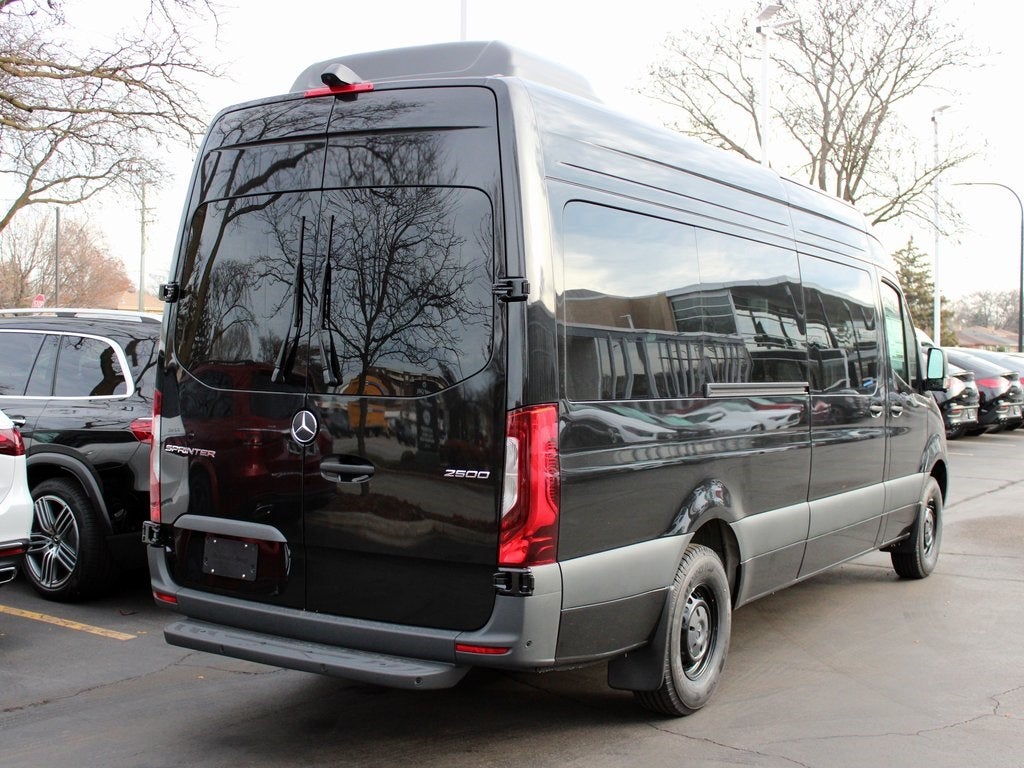 2026 Mercedes-Benz Sprinter 2500 Passenger 170 WB High Roof