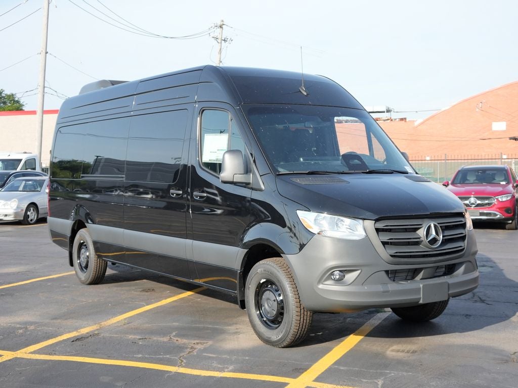 2026 Mercedes-Benz Sprinter 2500 Passenger 170 WB High Roof