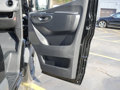 2026 Mercedes-Benz Sprinter 2500 Passenger 170 WB High Roof