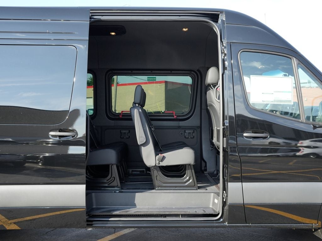 2026 Mercedes-Benz Sprinter 2500 Passenger 170 WB High Roof