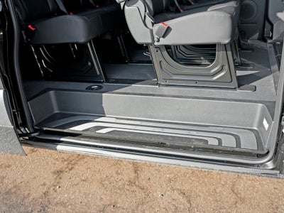 2026 Mercedes-Benz Sprinter 2500 Passenger 170 WB High Roof