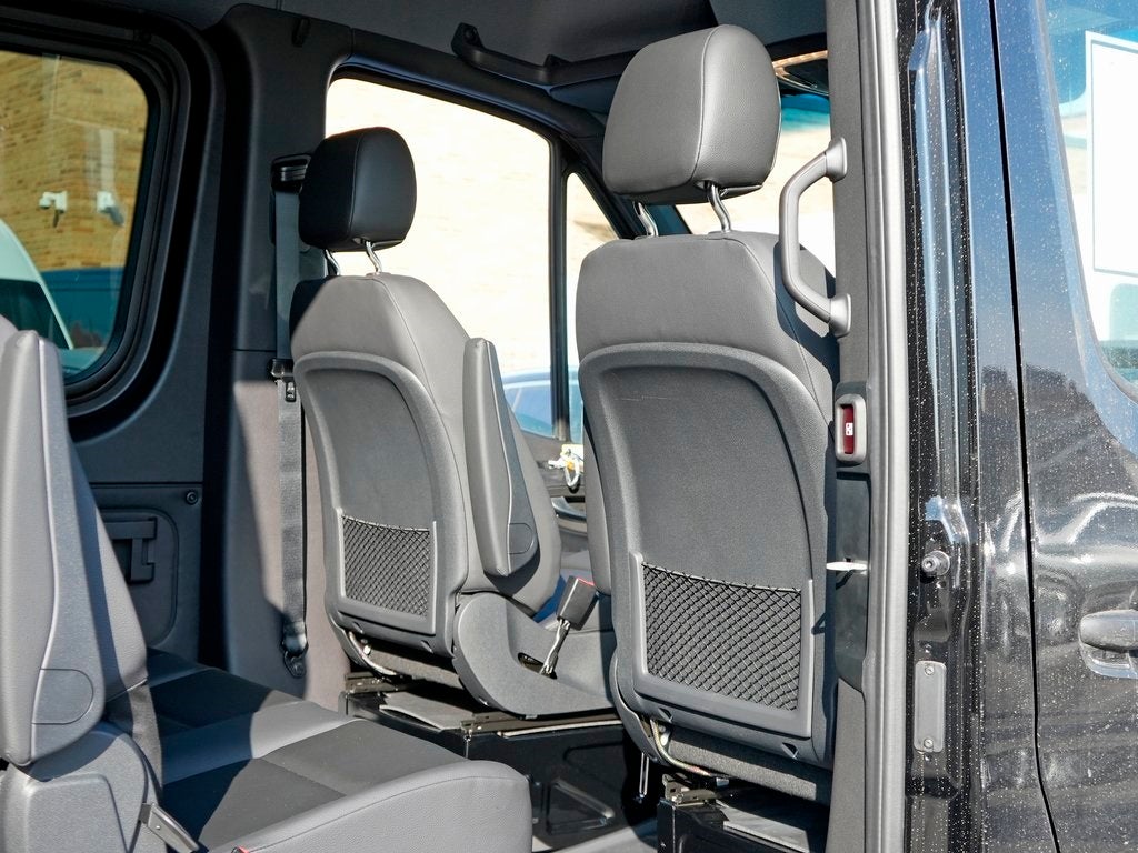 2026 Mercedes-Benz Sprinter 2500 Passenger 170 WB High Roof