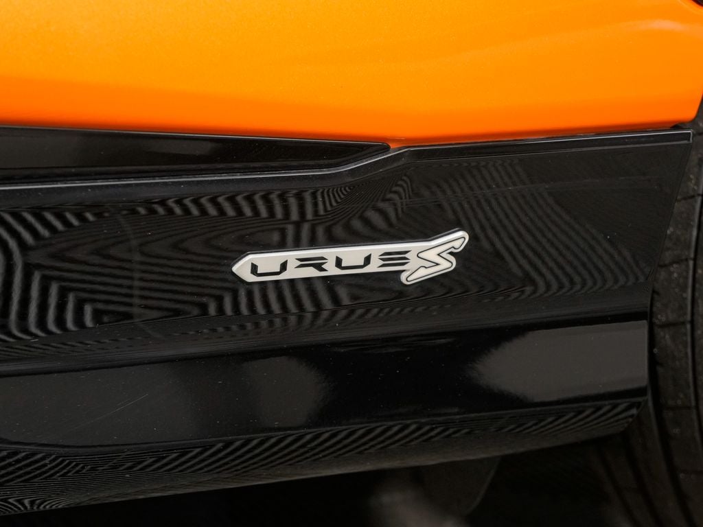 2024 Lamborghini Urus S
