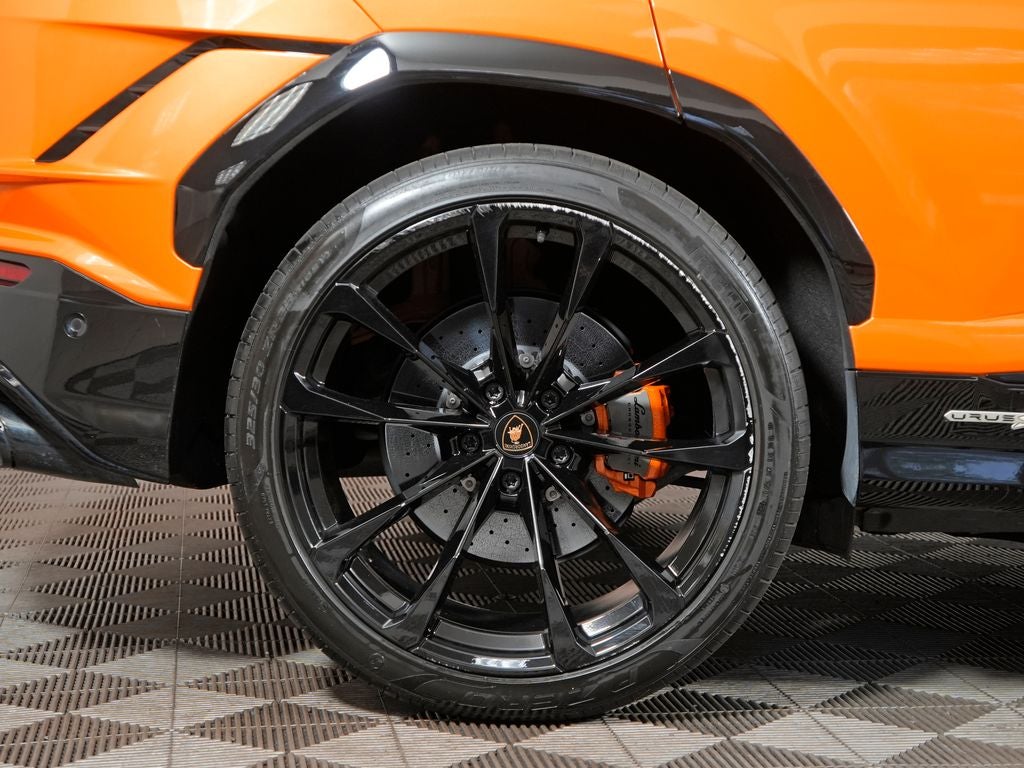 2024 Lamborghini Urus S