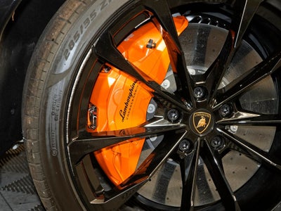 2024 Lamborghini Urus S