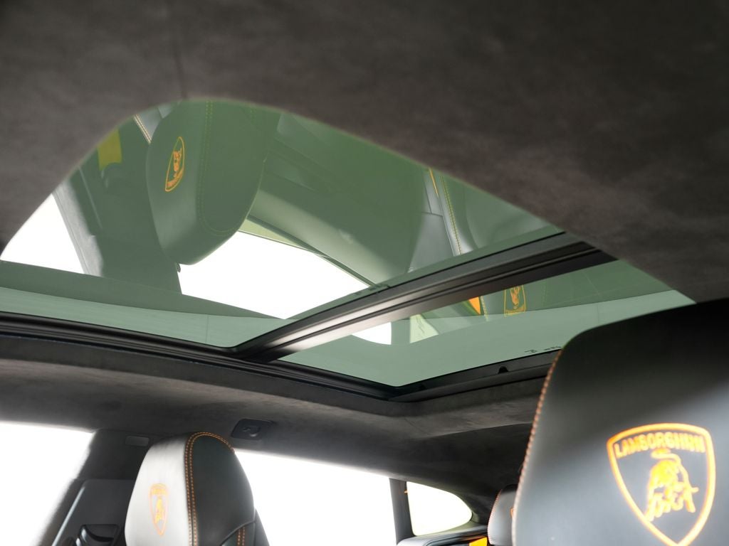 2024 Lamborghini Urus S
