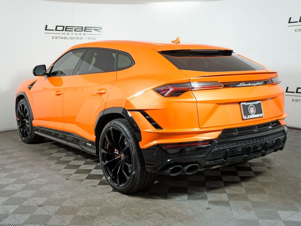 2024 Lamborghini Urus S