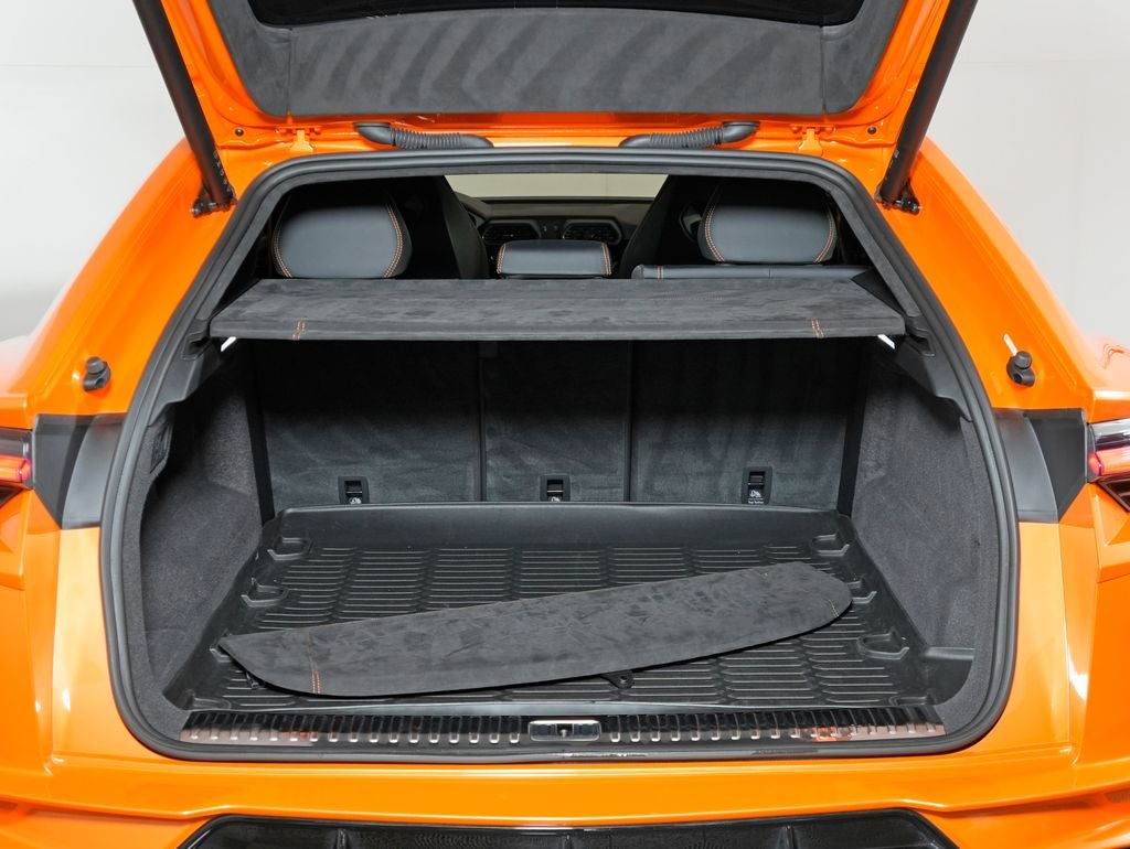 2024 Lamborghini Urus S
