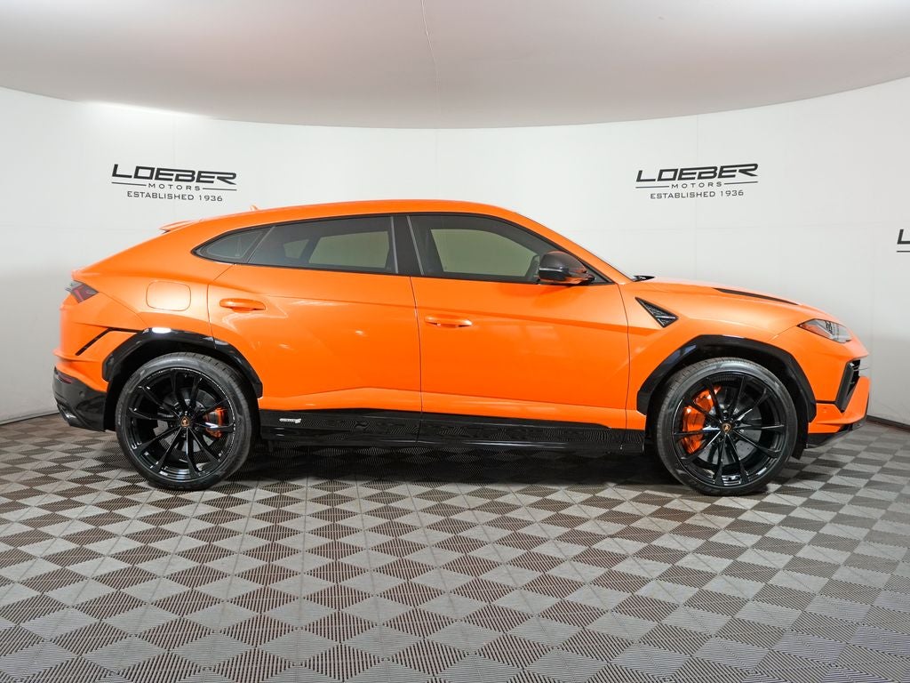 2024 Lamborghini Urus S