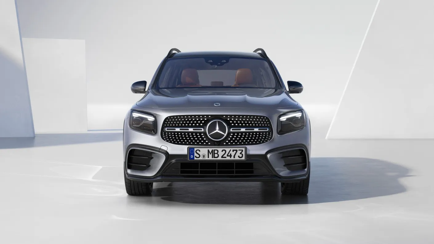2026 Mercedes-Benz GLB front view