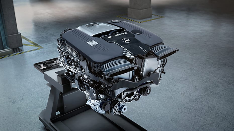 Handcrafted AMG 4.0-liter biturbo V8 engine for the 2027 Mercedes-Benz AMG SL 63 Roadster.
