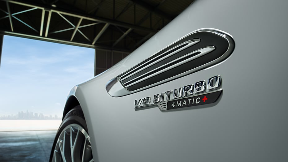 V8 Biturbo 4MATIC+ badge on the 2027 Mercedes-Benz AMG SL 63 Roadster.
